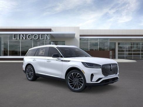 New 2026 Lincoln Aviator Reserve w/ Illumination Package image 7