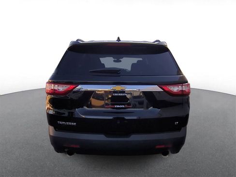 Used 2020 Chevrolet Traverse LT image 7
