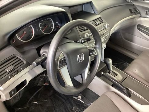 Used 2012 Honda Accord LX image 9