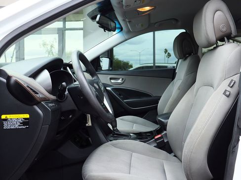 Used 2017 Hyundai Santa Fe Sport image 38