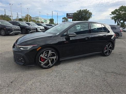 New 2026 Volkswagen GTI SE image 6