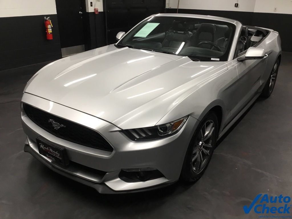 Used 2016 Ford Mustang Premium RWD image 6