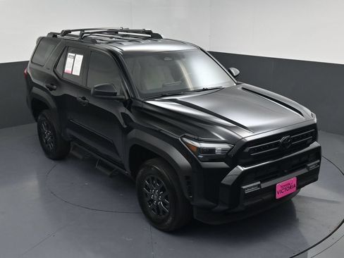 Used 2026 Toyota 4Runner SR5 AWD/4WD image 15