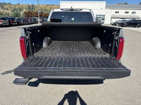 Used 2024 Toyota Tundra Platinum AWD/4WD image 15