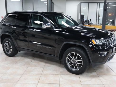 Used 2020 Jeep Grand Cherokee Limited AWD/4WD image 7