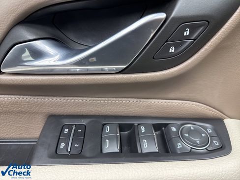 Certified 2023 GMC Yukon Denali image 36