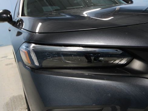 Used 2024 Honda Civic EX-L image 34