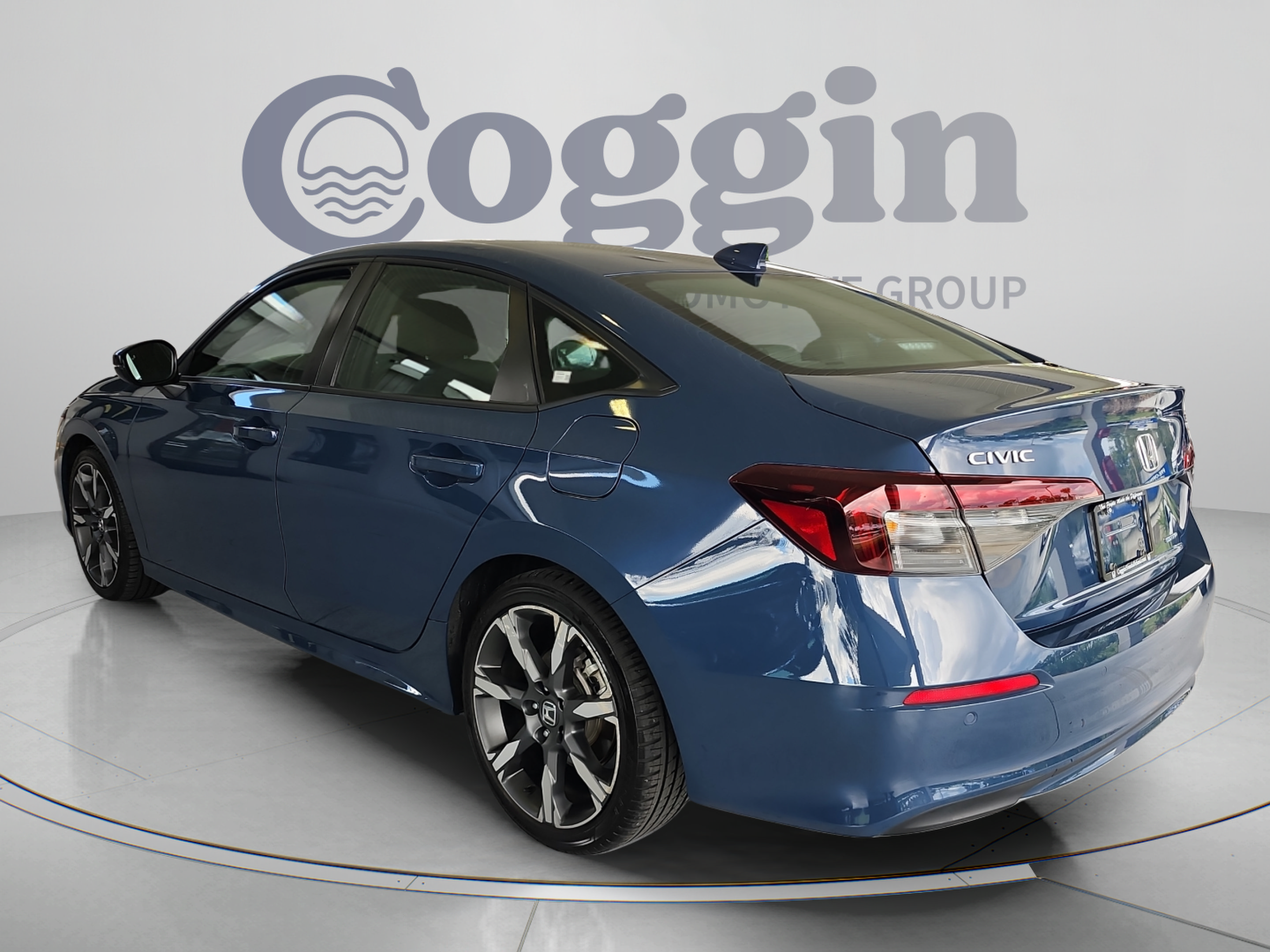 Certified 2025 Honda Civic Sport Touring image 3