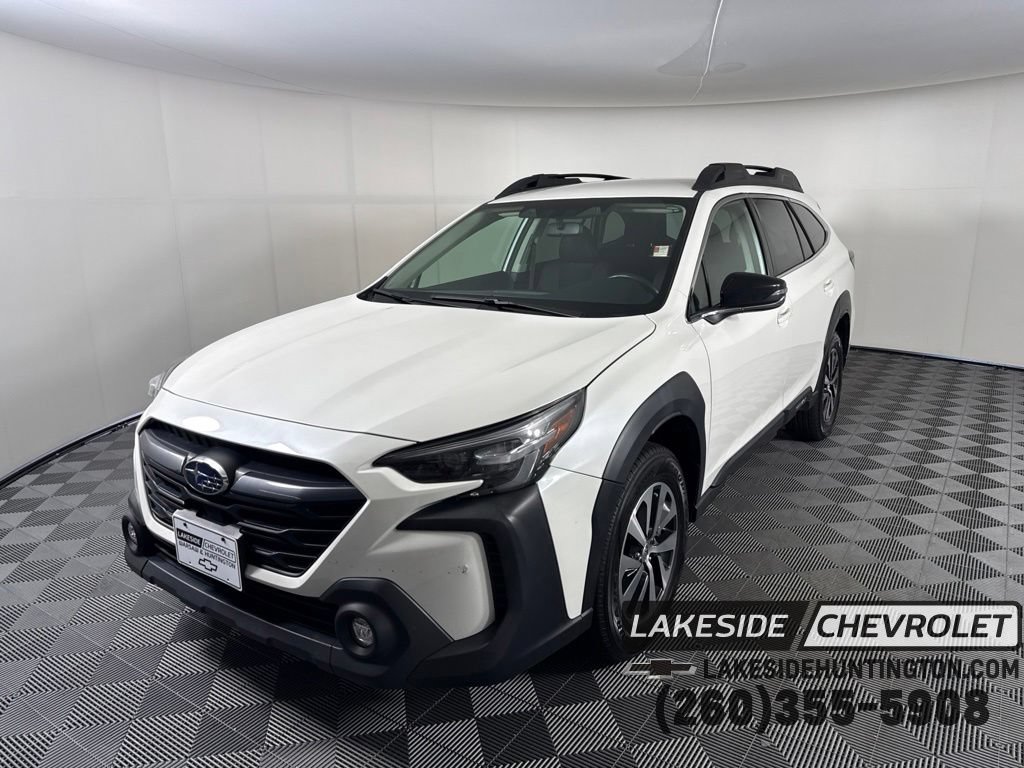 Used 2024 Subaru Outback Premium AWD/4WD image 1
