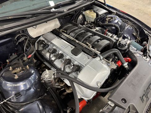 Used 2003 BMW 325i Sedan image 85