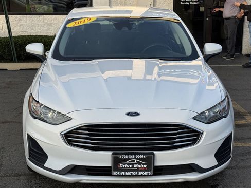 Used 2019 Ford Fusion SE FWD image 17