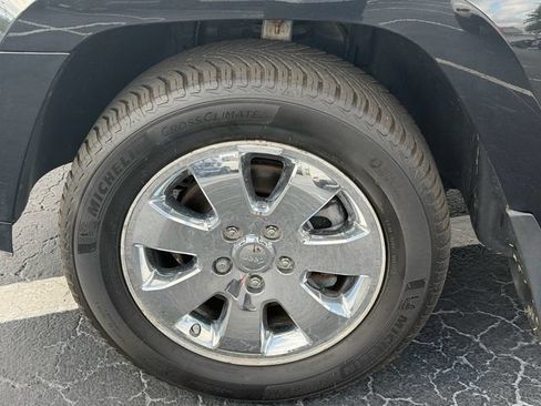 Used 2009 Jeep Grand Cherokee Overland AWD/4WD image 18