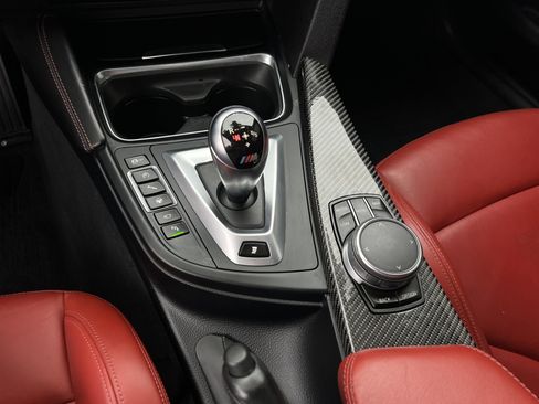 Used 2018 BMW M4 Coupe image 24