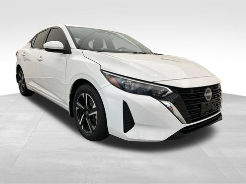 Used 2024 Nissan Sentra SV FWD image 8