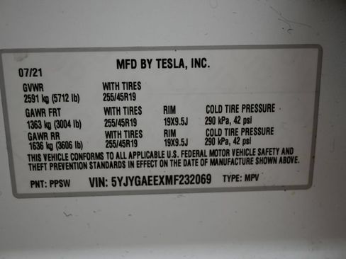 Used 2021 Tesla Model Y Long Range AWD/4WD image 45