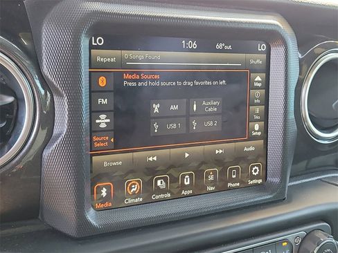 Used 2022 Jeep Wrangler Unlimited Rubicon image 21