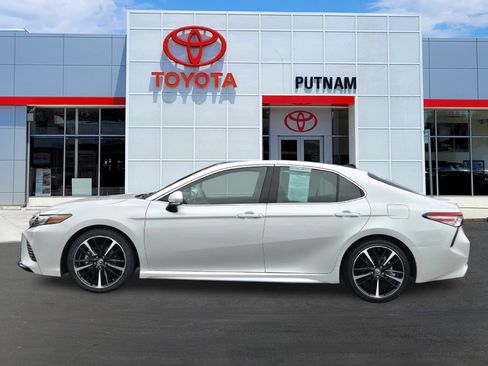 Used 2018 Toyota Camry XSE w/ Driver Assist Package FWD image 7