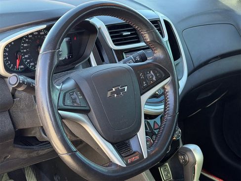 Used 2020 Chevrolet Sonic LT w/ Convenience Package image 12