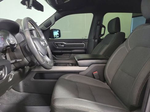Used 2019 RAM 1500 Big Horn AWD/4WD image 12