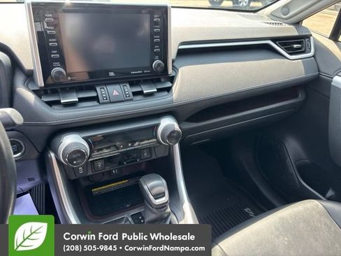 Used 2019 Toyota RAV4 Limited w/ Advanced Technology Package AWD/4WD image 22