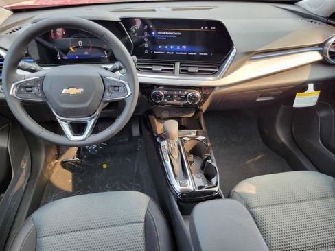 New 2026 Chevrolet Trax LT w/ LT Convenience Package FWD image 27