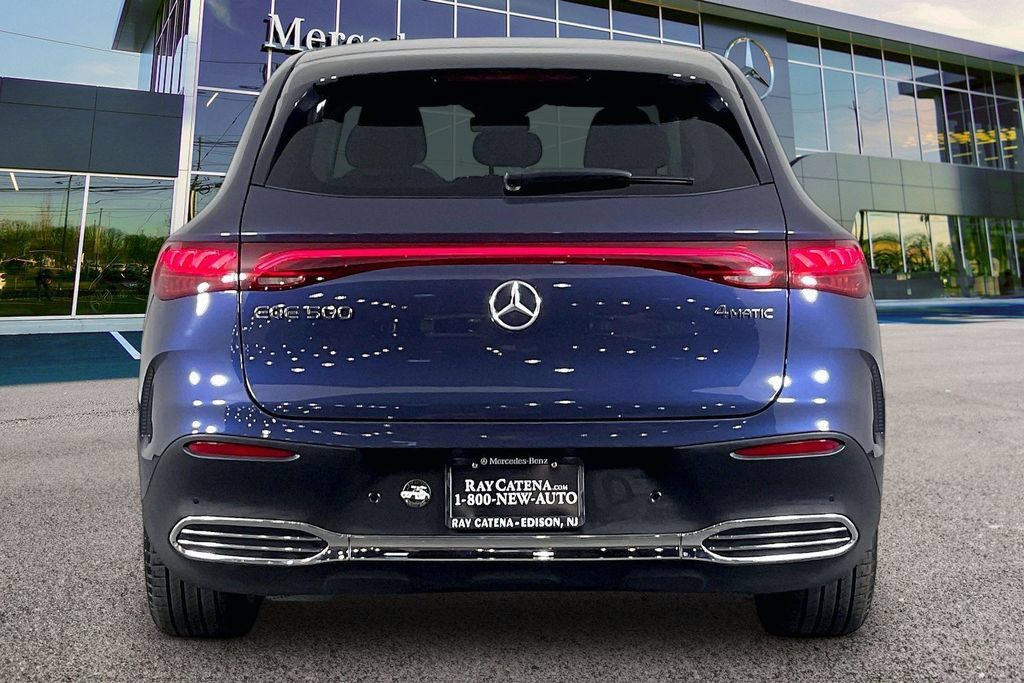 Certified 2023 Mercedes-Benz EQE 500 4MATIC SUV image 4