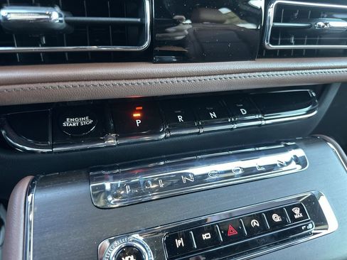 New 2026 Lincoln Aviator Reserve AWD/4WD image 20