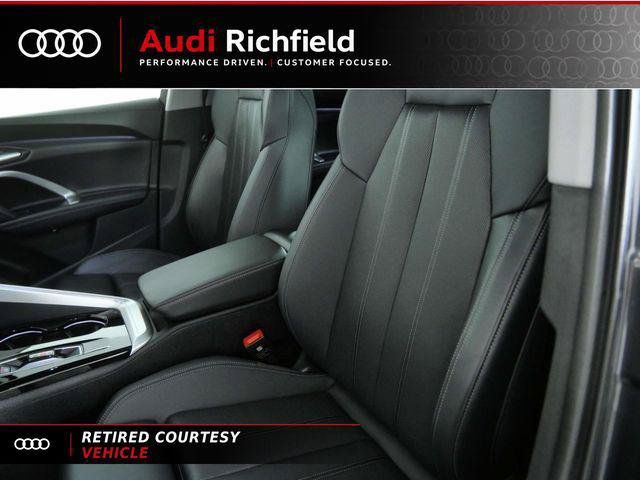Used 2025 Audi Q5 Premium Plus w/ Premium Plus AWD/4WD image 18
