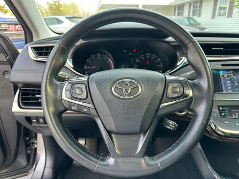Used 2013 Toyota Avalon XLE Touring FWD image 20