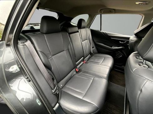 Used 2021 Subaru Outback Limited AWD/4WD image 22