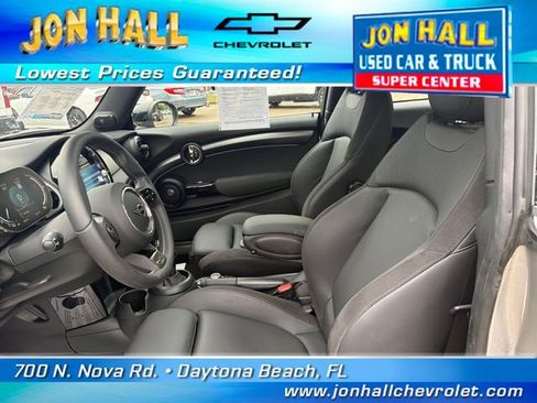 Used 2024 MINI Cooper S w/ Signature Upholstery Package image 18