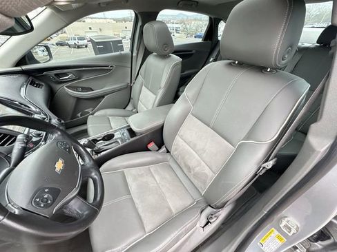 Used 2015 Chevrolet Impala LT image 21