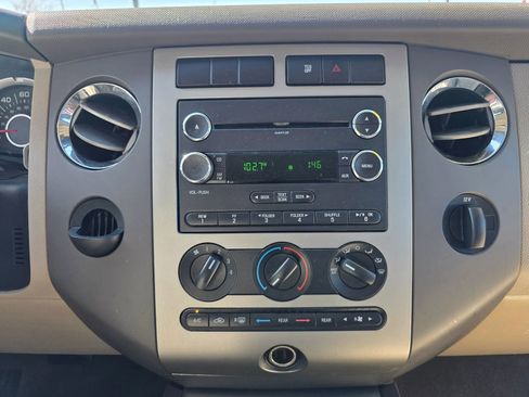 Used 2014 Ford Expedition EL XL image 18