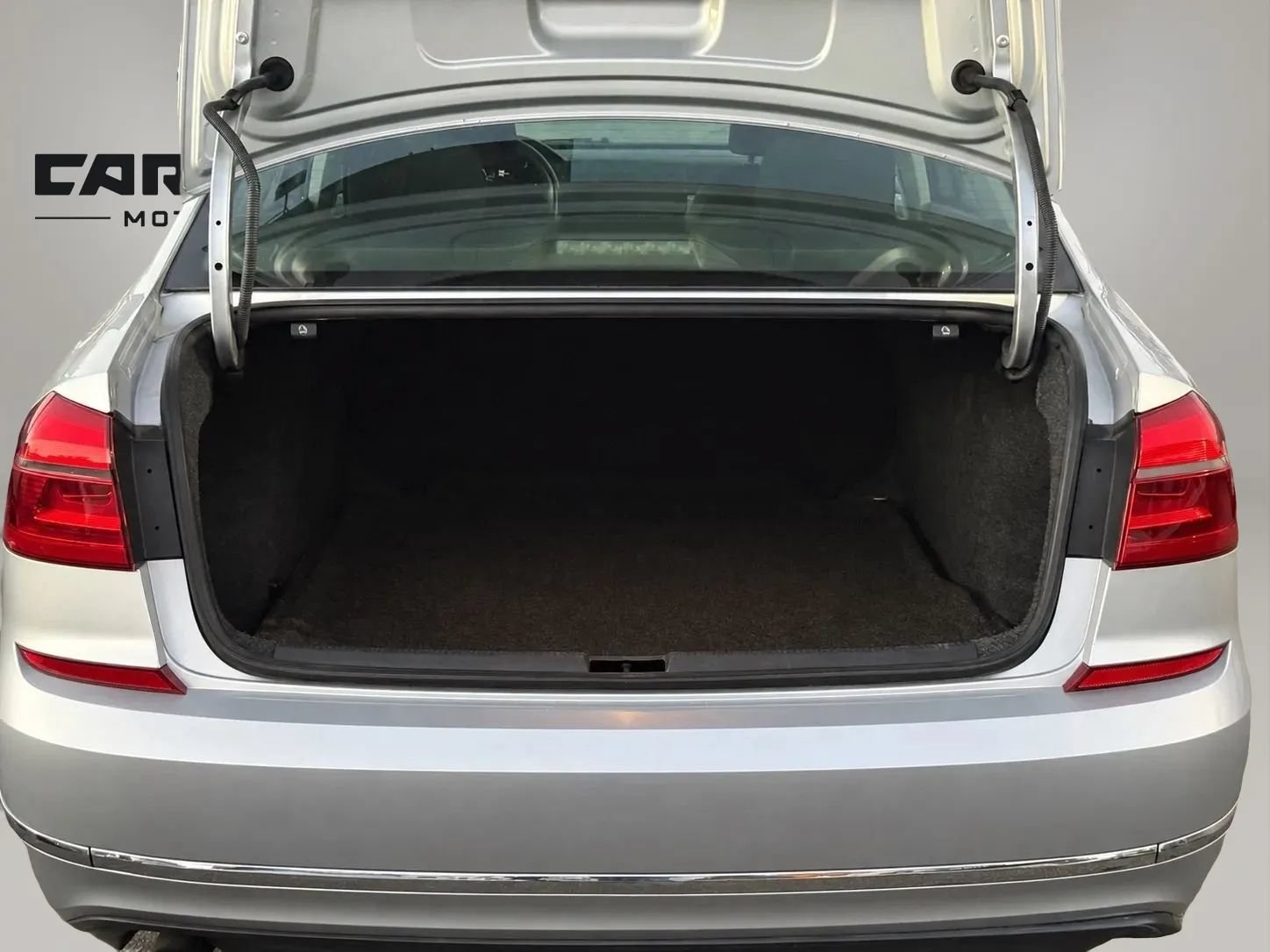 Used 2016 Volkswagen Passat 1.8T S FWD image 7