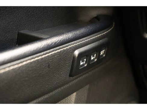 Used 2023 Toyota 4Runner Limited image 32