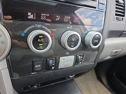 Used 2008 Toyota Sequoia Platinum AWD/4WD image 19