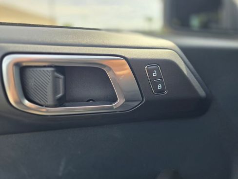 Used 2024 Ford Bronco Raptor w/ Interior Carbon Fiber Pack 6 image 23