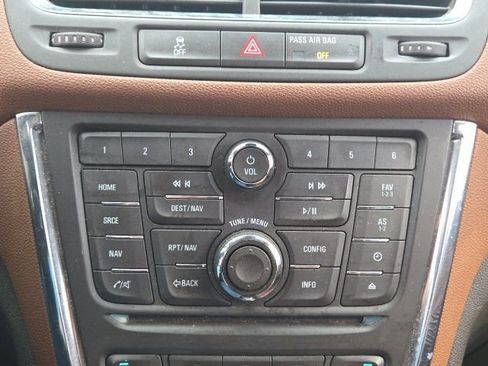 Used 2013 Buick Encore Premium image 28