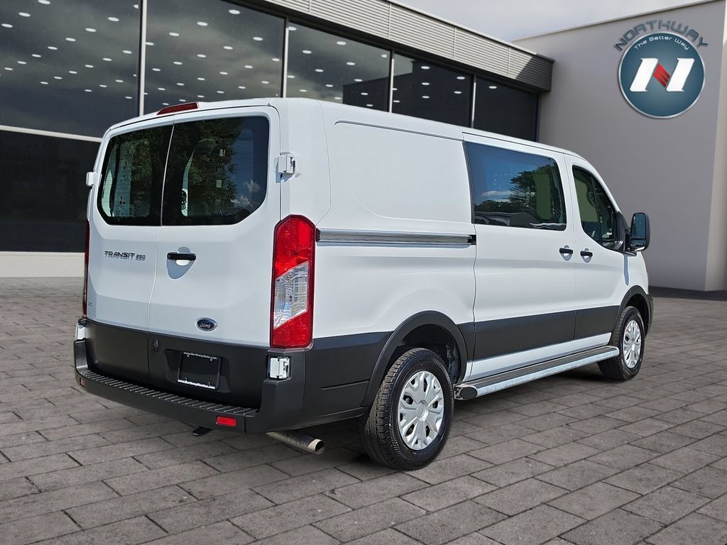 Used 2025 Ford Transit 250 Low Roof w/ Exterior Upgrade Package RWD image 5