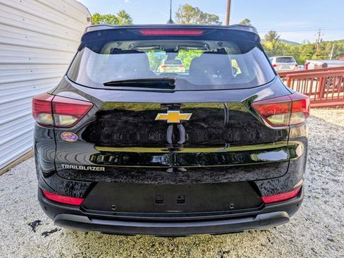 Used 2023 Chevrolet TrailBlazer LS FWD image 13