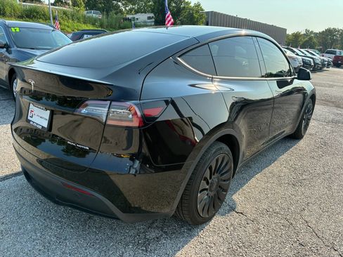 Used 2020 Tesla Model Y Long Range AWD/4WD image 4