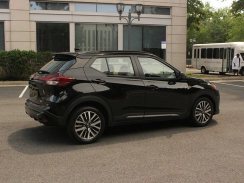 Used 2024 Nissan Kicks SR FWD image 7