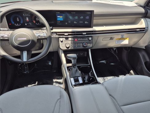 New 2026 Hyundai Tucson SE FWD image 12