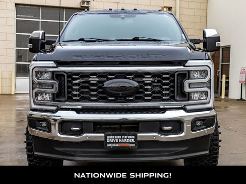 Used 2024 Ford F350 King Ranch w/ Chrome Package image 4