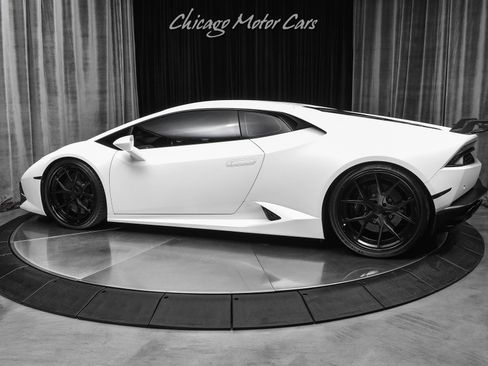 Used 2016 Lamborghini Huracan LP 610-4 Avio AWD/4WD image 3