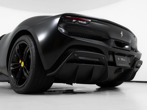 Used 2025 Ferrari 296 GTS RWD image 18