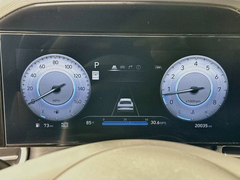 Used 2025 Hyundai Elantra SEL w/ Cargo Package FWD image 21