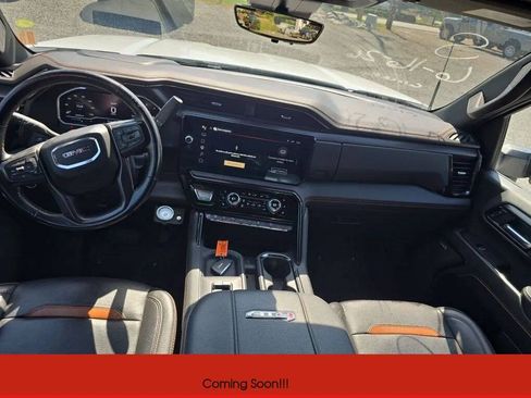 Used 2024 GMC Sierra 3500 AT4 w/ AT4 Premium Plus Package AWD/4WD image 11