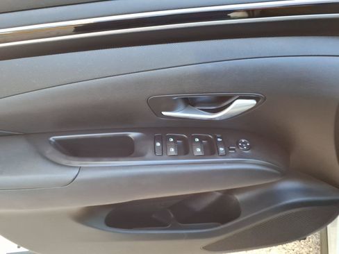 Used 2024 Hyundai Tucson SEL FWD image 8