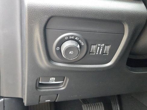 New 2025 Jeep Grand Cherokee Limited w/ Luxury Tech Group II image 27